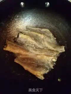 Make Fried yellowfish step 2