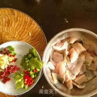 Make Spicy fish step 0