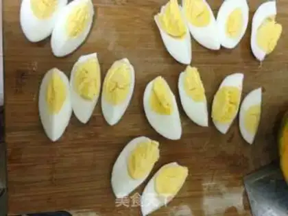 Make Hot pepper eggs step 5
