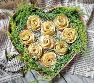 Make "Seven Eve Apple Roses." step 14