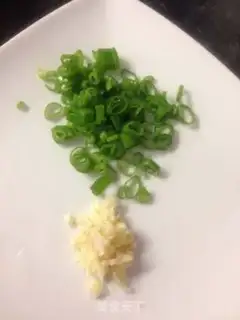 Make Jell-O fish step 4