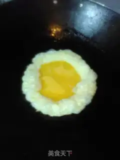 Make Tomato fried eggs step 3