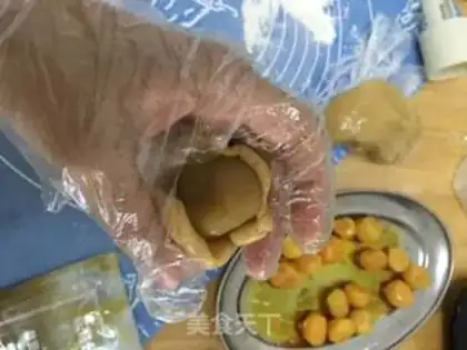 Make Lian Yong Mooncake step 7