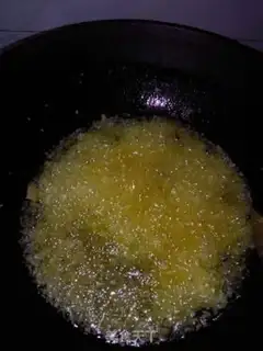 Make Dry wood and pepper sauce step 3