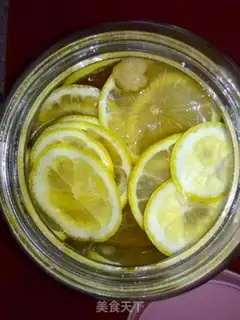 Make Honey lemon tea step 1