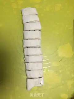 Make Onion rolls step 4