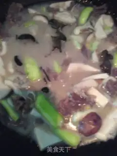 Make Three mushrooms of beef soup step 6