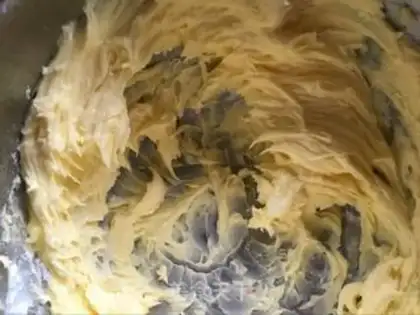 Make Vanilla cookies step 1