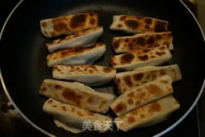 Make Pork celery pan paste step 17