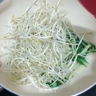 Make ♪ Little cabbage meatball sprouts ♪ step 4