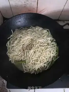 Make ♪ The beans, the meat, the noodles ♪ step 4