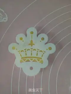 Make Crown cookies step 6