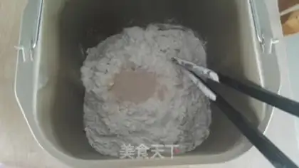Make One-key soft and sweet bread step 1
