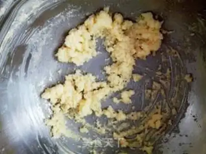 Make Perfect milk yellow step 5