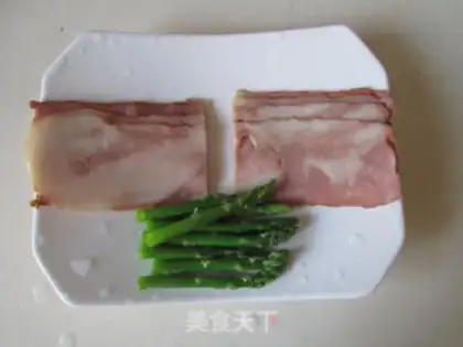 Make Bacon rolls step 3