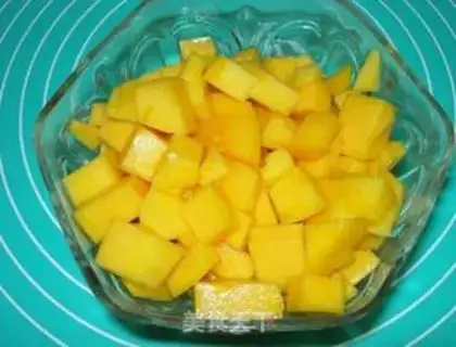Make Mango ice cream step 1
