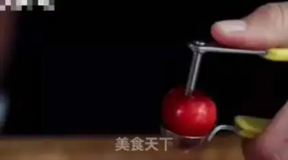 Make Cherry Clavetti step 1