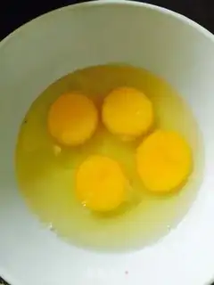 Make Sour eggs step 1