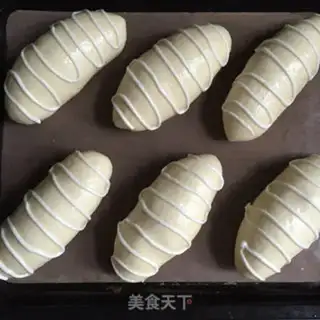 Make A salad pine bun step 7