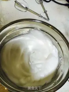 Make Happy New Year cake step 4
