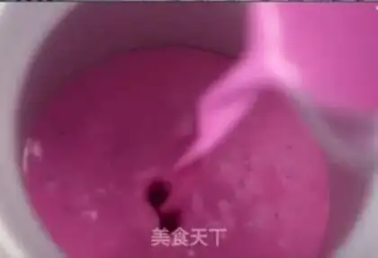 Make Flamingo ice cream step 2