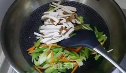 Make Dry celery step 5