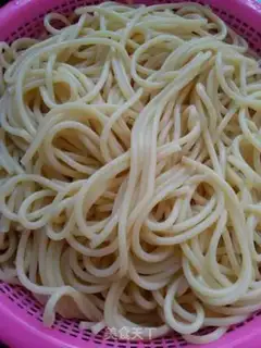 Make Spaghetti tomato sauce step 2