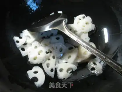 Make Scrambled sprouts step 1
