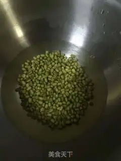 Make Sweet green bean soup step 0