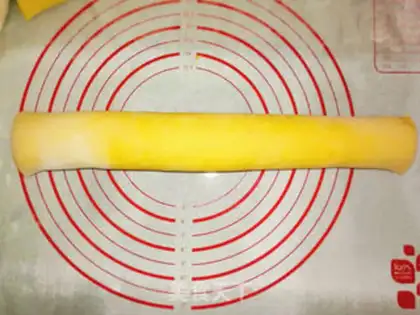 Make Pumpkin buns step 7