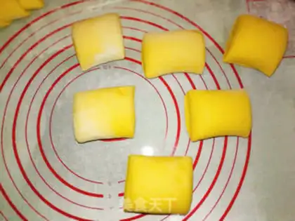 Make Pumpkin buns step 8