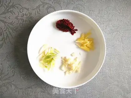 Make Hot sauce and squid step 1