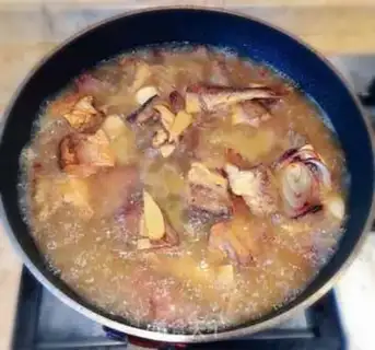 Make Home-cooked yellowfish step 3