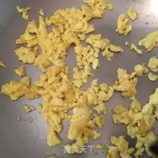 Make Shrimp-coloured rice step 2