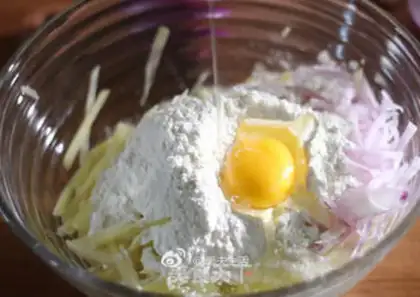 Make Fried potatoes step 4