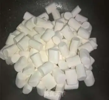 Make Cranberries and sugar step 1