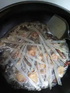 Make Fungus and chicken step 8