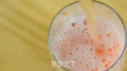 Make Red-eyed cocktails step 1
