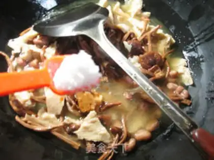 Make Peanut and rice mushrooms roasted step 6