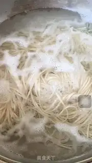 Make Tomato fried eggs step 0