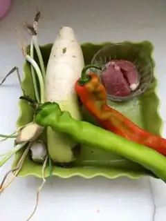 Make Pyramid radish step 0