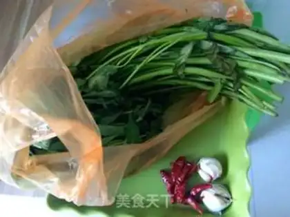 Make Garlic peppers and emptiness step 0