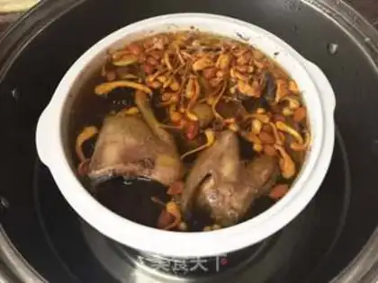 Make The water-stealing vermin and the white pigeon soup step 5