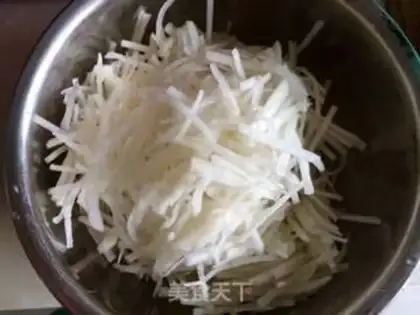 Make Pyramid radish step 8