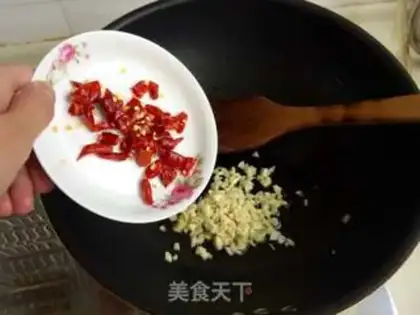 Make Garlic peppers and emptiness step 5