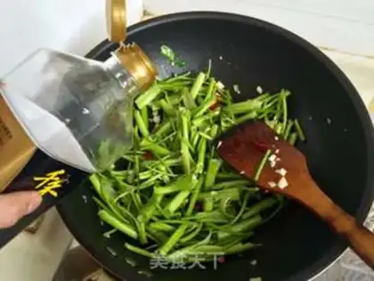 Make Garlic peppers and emptiness step 7
