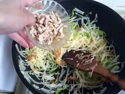 Make Pyramid radish step 14