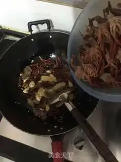 Make Spicy lobster step 4