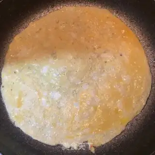 Make Egg fried river powder step 2