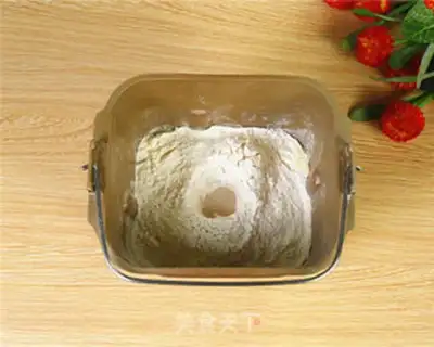 Make Western nutrition breakfast sandwich step 1